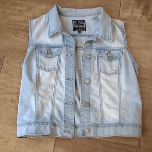 Women's jean vest